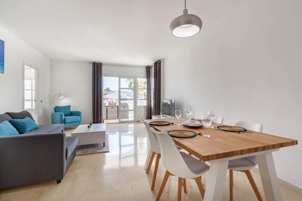 Stylish One Bed Apartment At Matchroom Country Club フエンヒロラ エクステリア 写真
